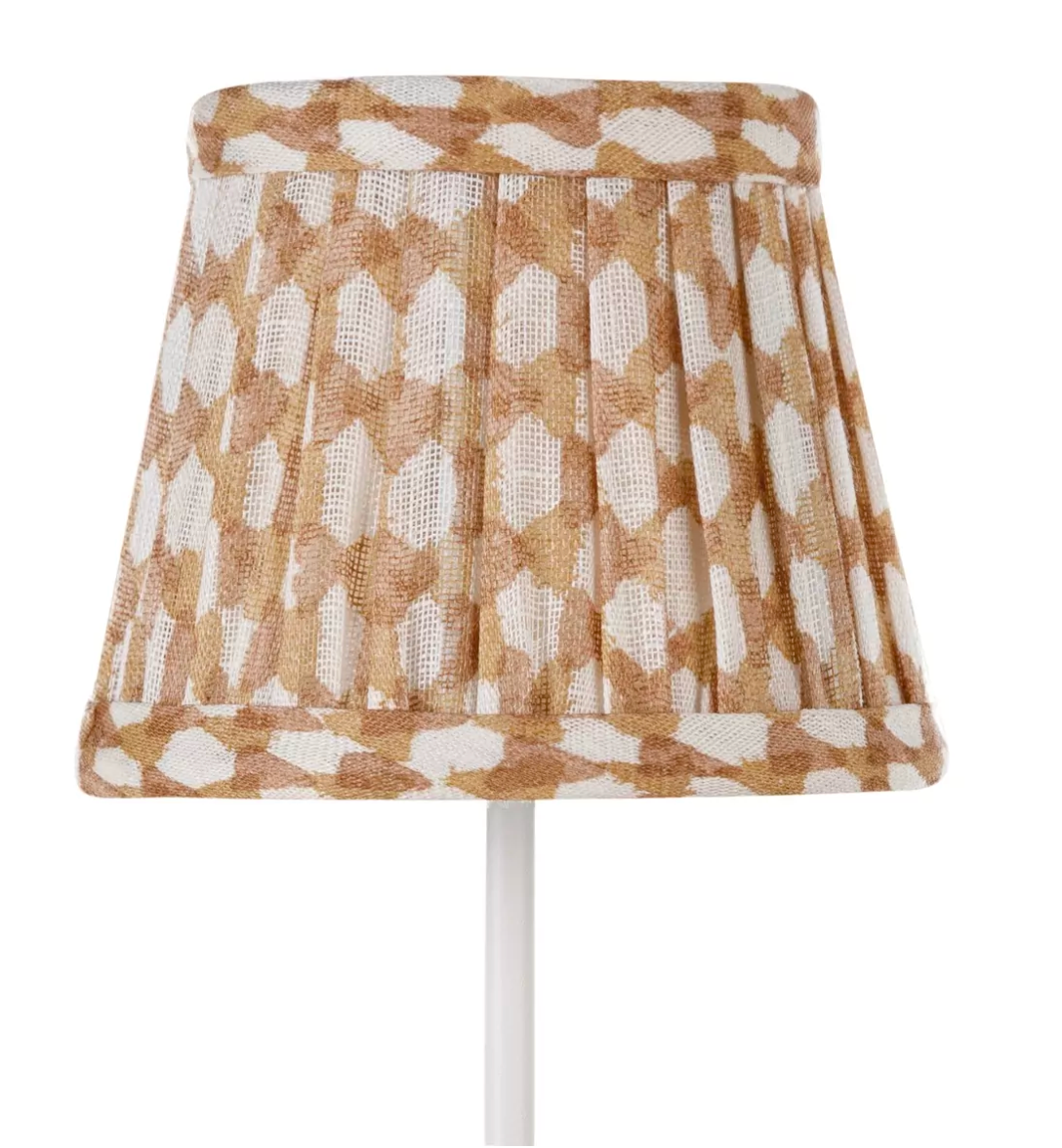 Femoie Lampshades, Poldina